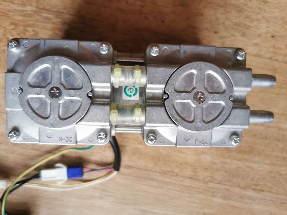 Pompa próżniowa japońska ULVAC DAL-12s-05