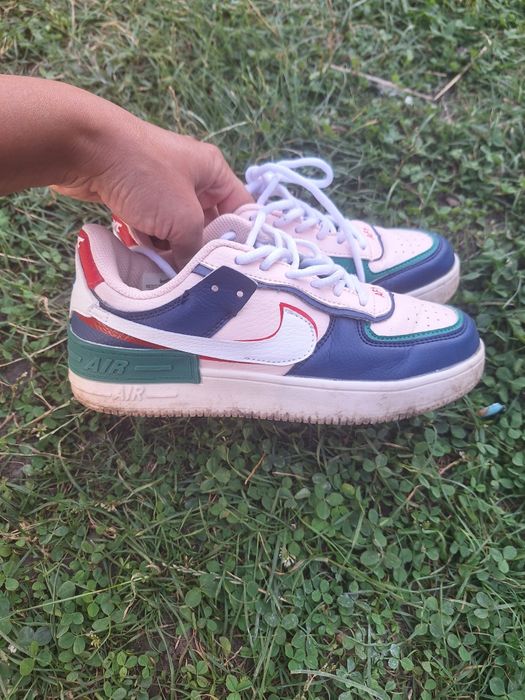 Продам кросівки Nike