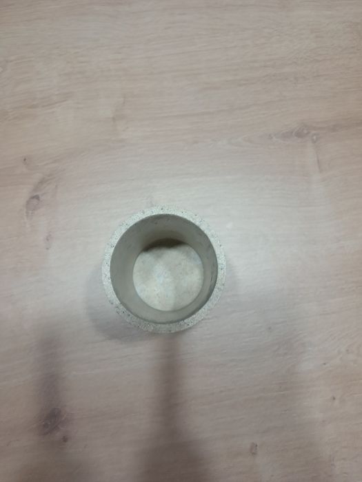 Kubek łazienkowy piaskowiec