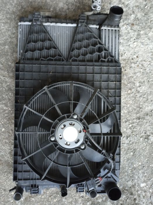 Farol,  radiadores água, AC, intercooler , ventilador,  Ibiza 6j