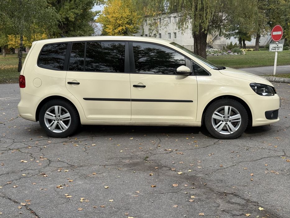 Volkswagen Touran 2.0 TDi