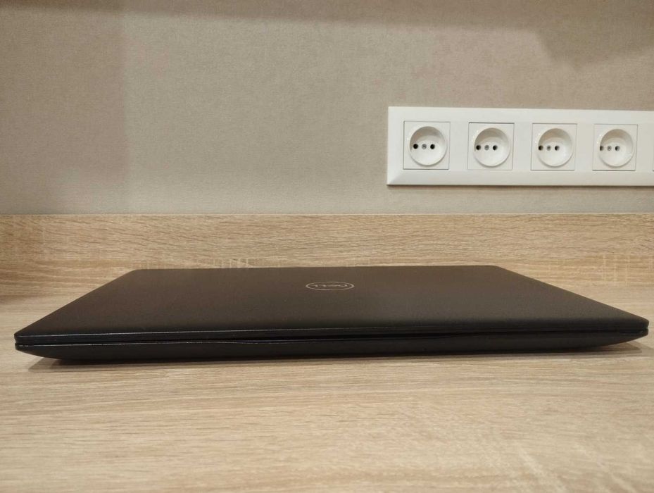 Dell Latitude 3590 i3-7130U 2.7ГГц/8ГБ DDR4/SSD M2 256Гб