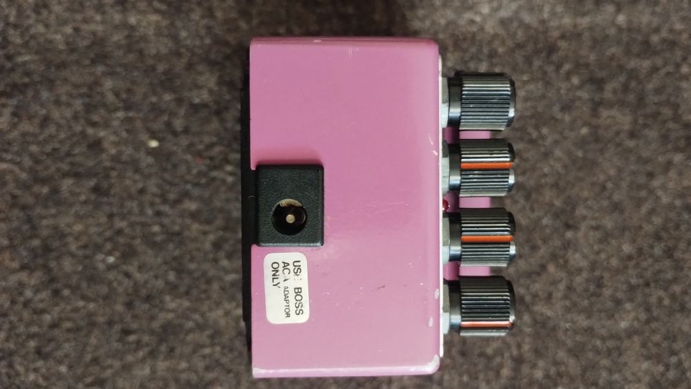 Продам легендарну педальку Boss Flanger bf2, Japan.