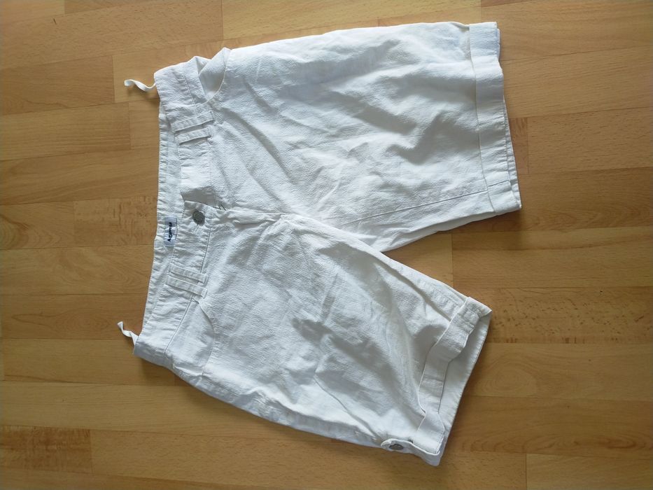 szorty bermudy spodenki białe Agavela 36/38