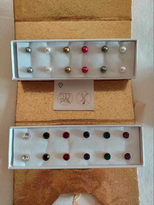 Avon Zawieszki 6 szt. + Kolczyki 12 par + GRATIS bransoletka #87