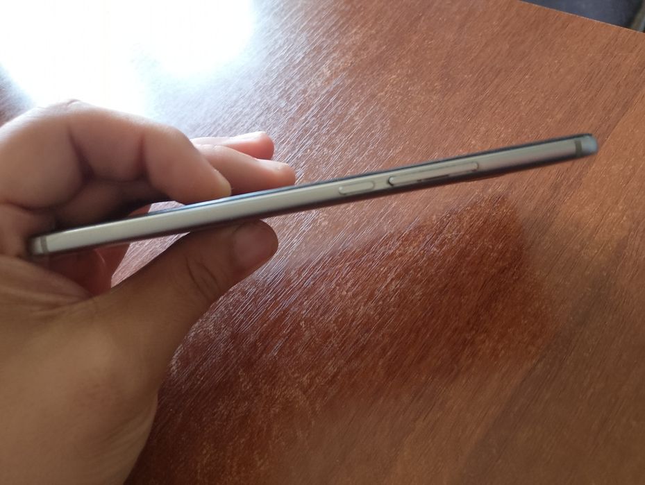 Телефон мейзу 6про