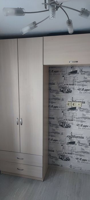 квартира трьох кімнатна