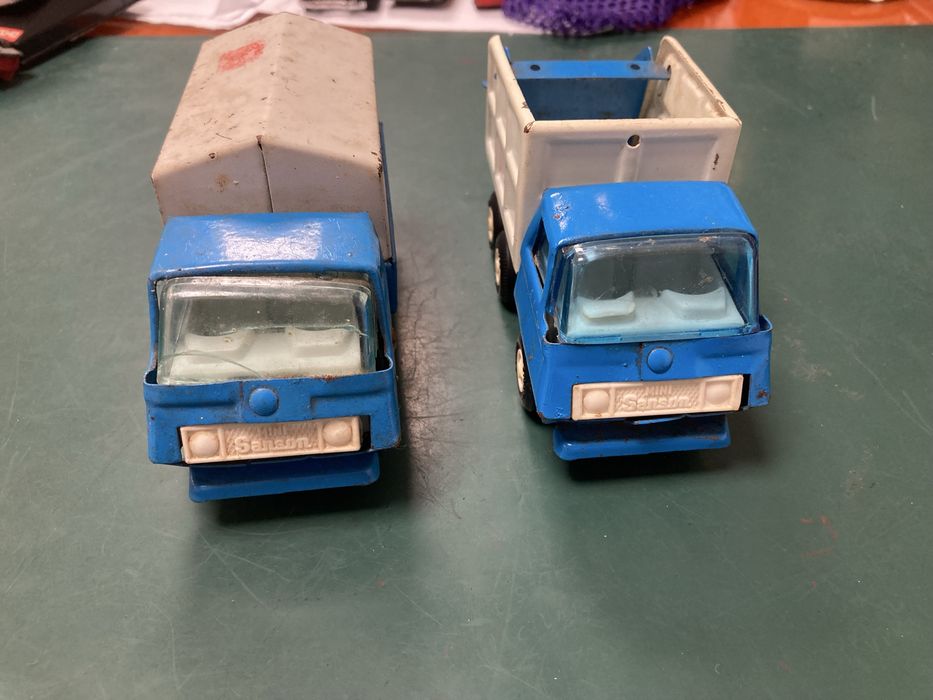 2 Miniaturas RICO, TONKA, Camião Militar e Camião do Lixo