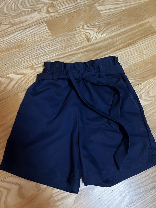 Продам шорты,юбка блузка