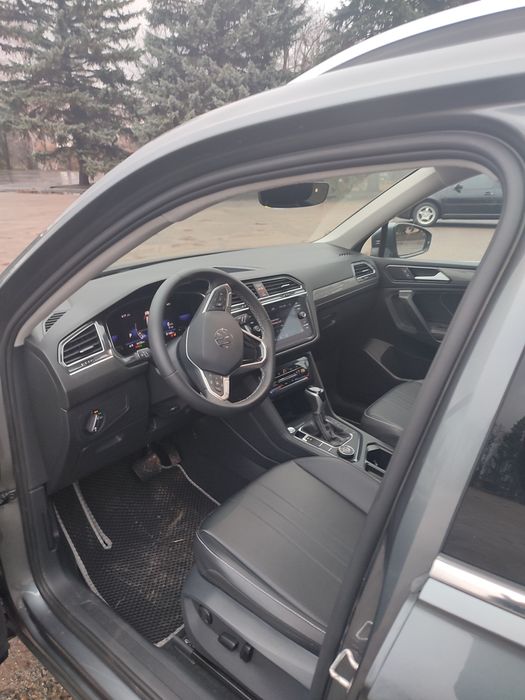 Фольксваген Тигуан 2022 .