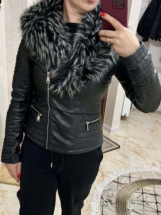 Косуха зимова коротка тепла , куртка 400 грн