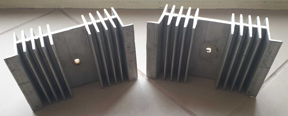 Radiator radiatory Unitra WS-303, WS-503 cena za 2 szt.