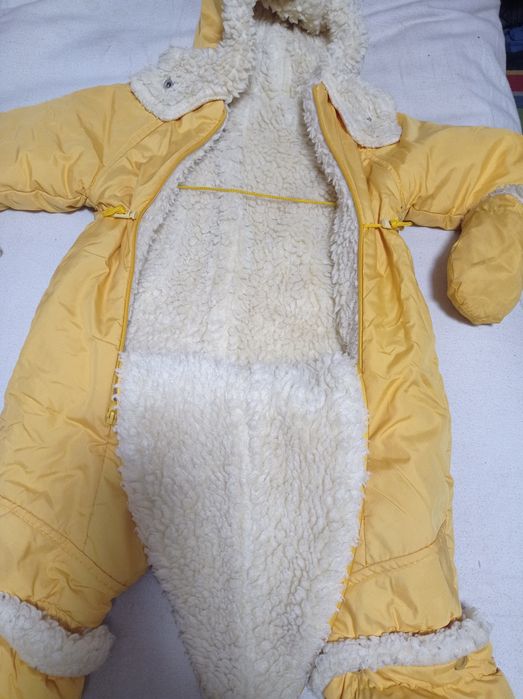 Продаю комбинезон детский