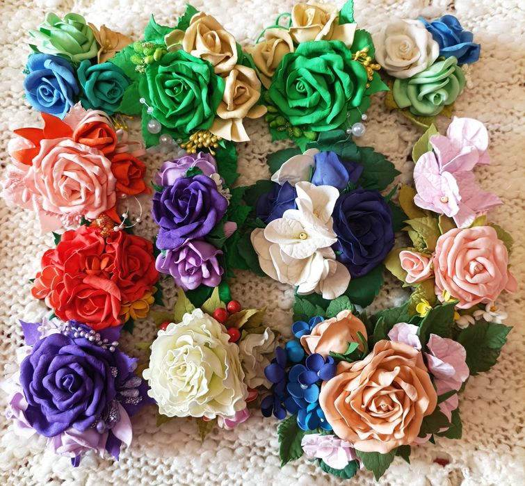 Прикраси  для волосся( заколки, резинки) з фоамірану .