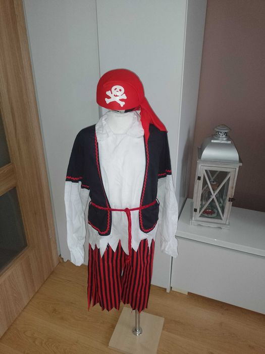 Strój karnawałowy PIRAT PIRATA przebranie kostium halloween 140/146 30
