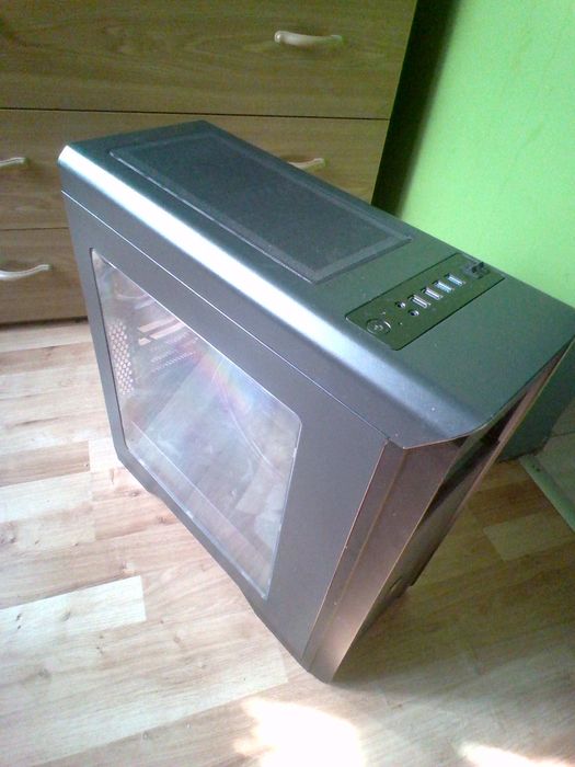 SilentiumPc Gladius M35w z oknem