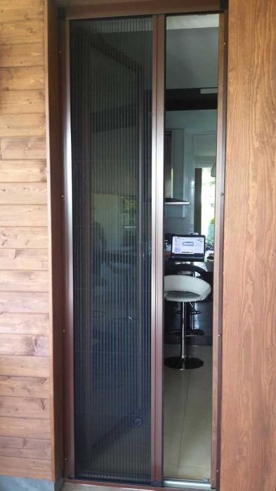 PLISY OKIENNE Moskitiery okienne Moskitiery Plisowane