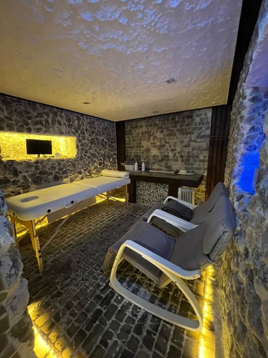 Продаж комерційного приміщення на Виставці