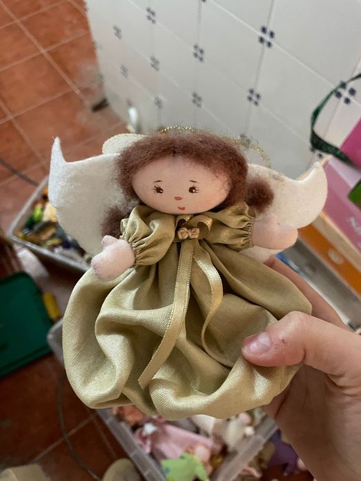 Anjinhos de Natal dourados