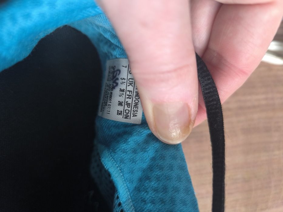 Шкіряні кросівки кожаные кроссовки Adidas