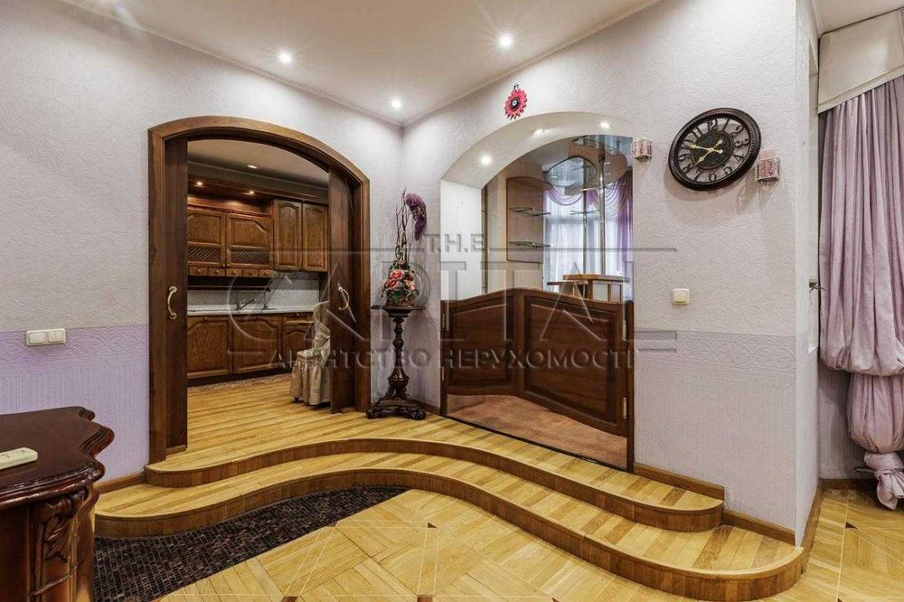 Продажа квартиры, ул. Дмитриевская, Центр