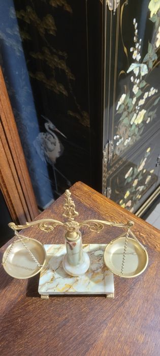 Piękna dekoracyjna waga