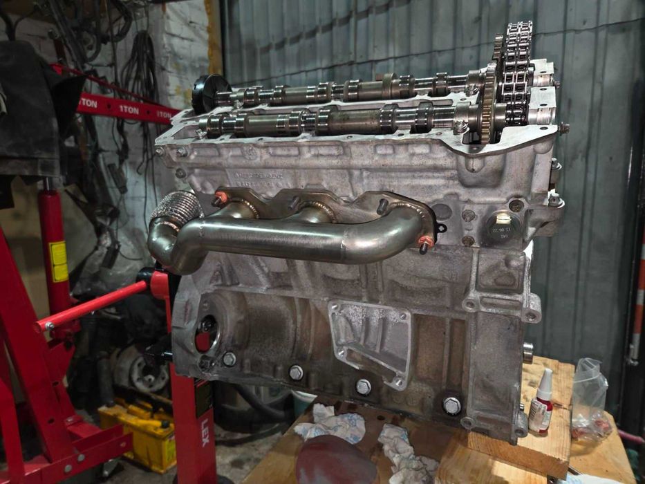 Колектори випускні Mercedes-Benz OM642