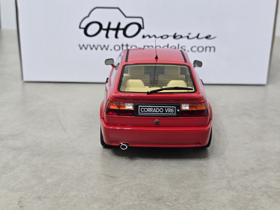 Miniatura 1/18 Volkswagen Corrado VR6