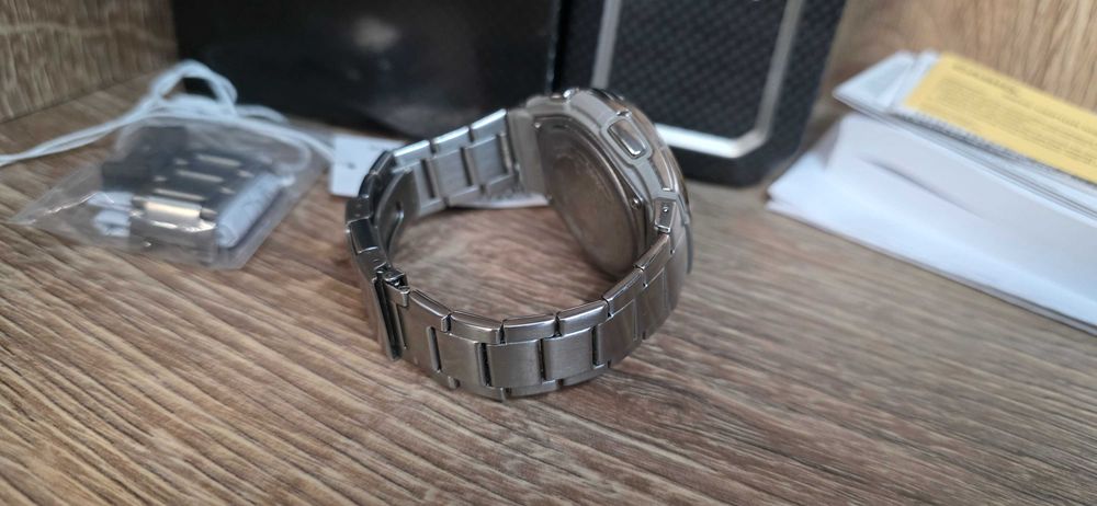 Zegarek Casio WVA-M650 Pudełko