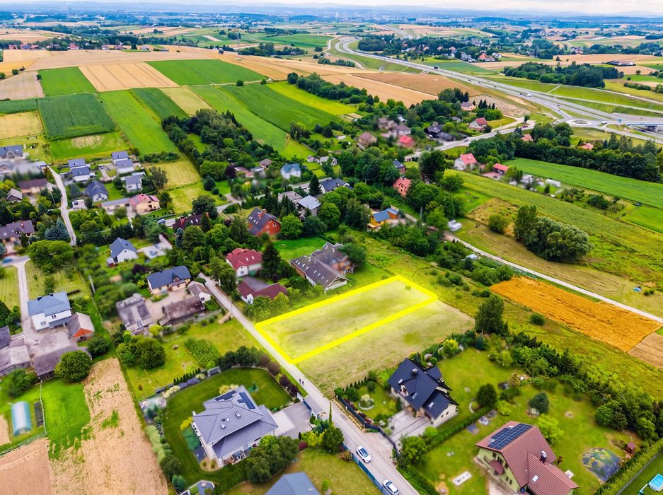 działka budowlana w Łuczycach gmina Kocmyrzów-Luborzyca, bez pośredników - Widok 5