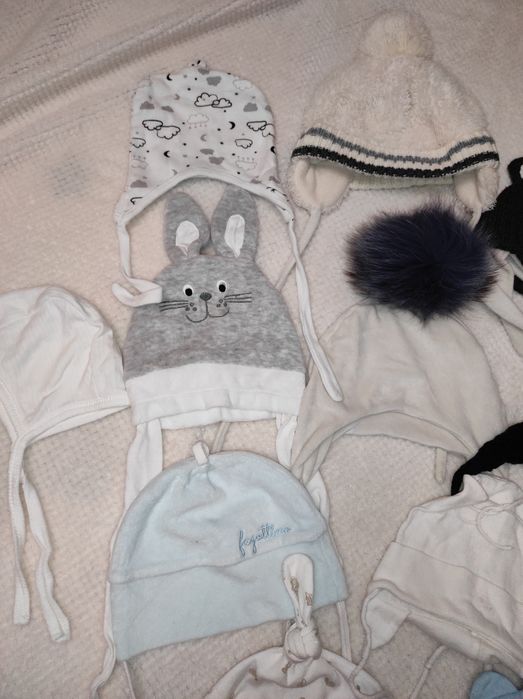 Шапки, шапочки, носки, рукавички для хлопчика