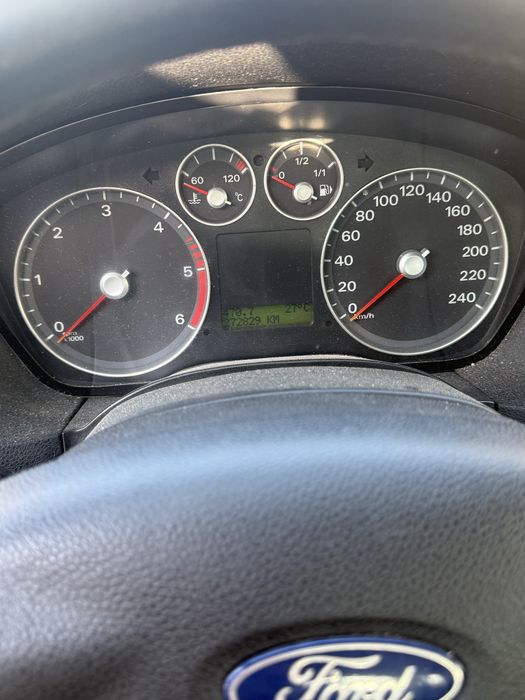 Vendo Ford Focus
