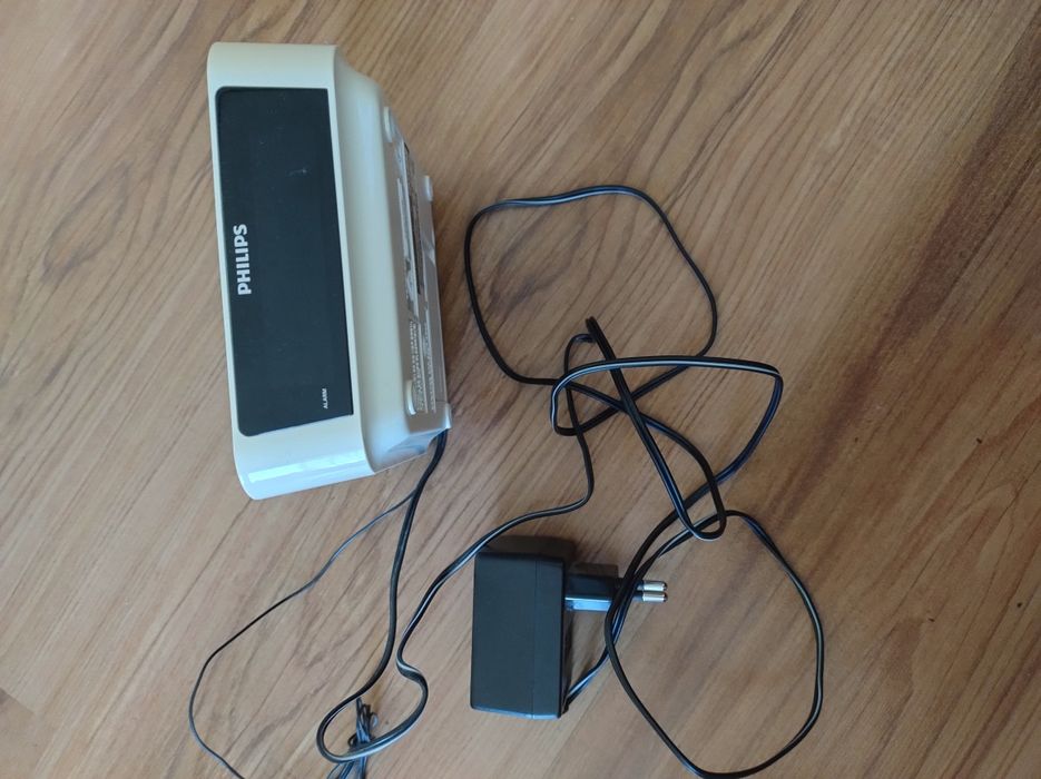 Tanio radio budzik PHILIPS