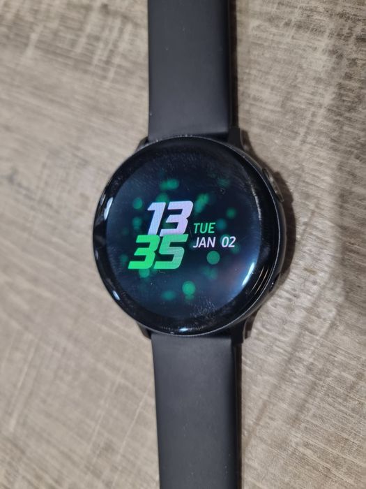 Часы Samsung Active 2