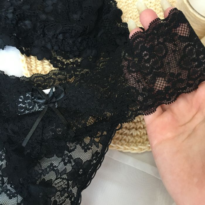 Мереживний комплект білизни білий чорний топ бра і стринги