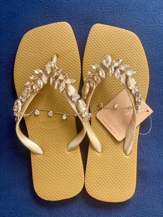 Havaianas corram meninas