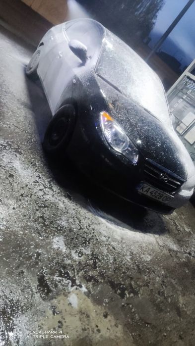 Автомобіль Hyundai Elantra