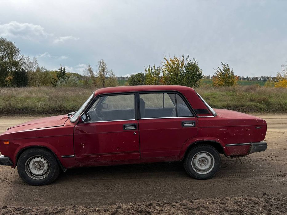 Продам ваз 2107 на повному ходу!