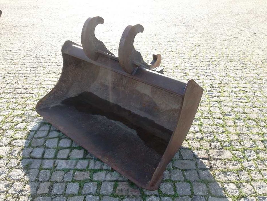 Balde Limpeza 1600 mm Ø130 16-18 t
