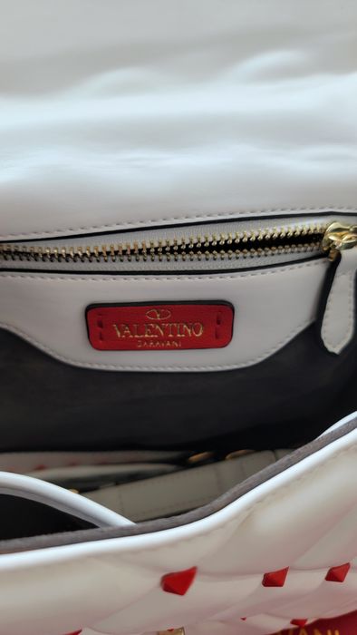 Продам сумку valentino