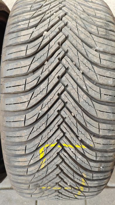 Opony wielosezonowe maxxis 195/40r17