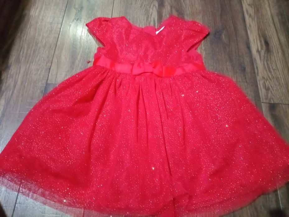 Sukienka czerwona r. 80