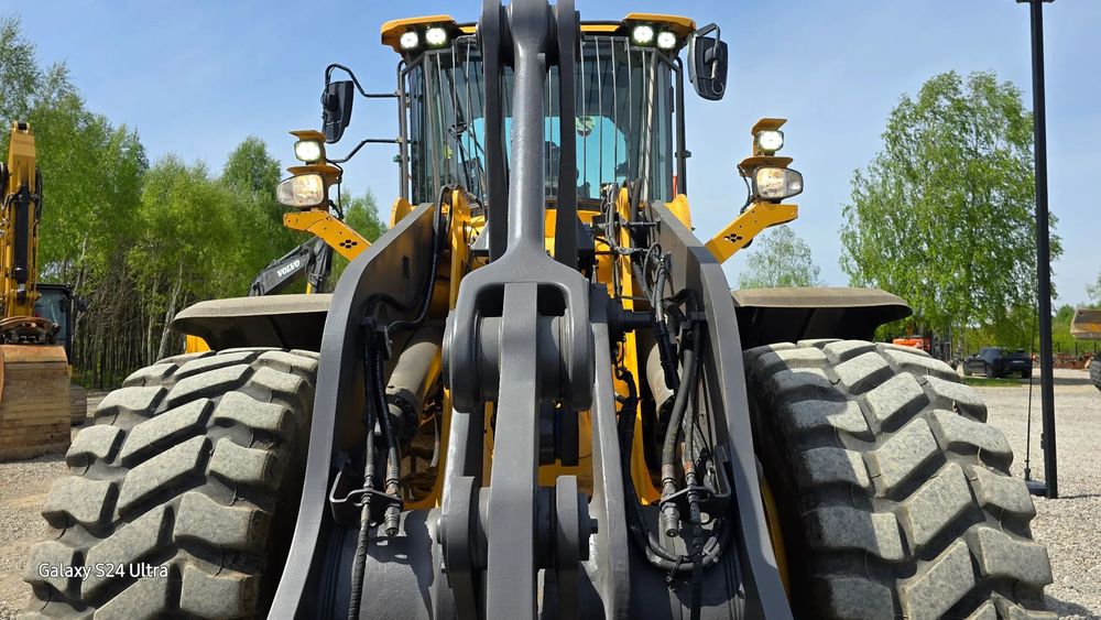 Volvo L110H  Szybkozlacze hulydrauliczne, nowe opony