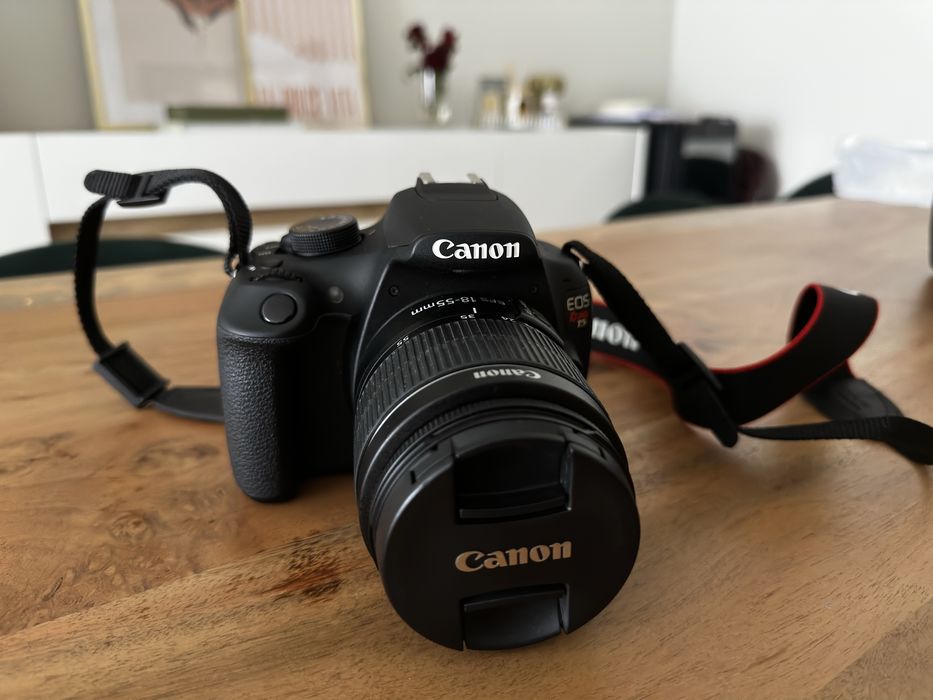Canon EOS 1200D (Rebel T5) + Objetiva 18-55mm | Excelente Estado