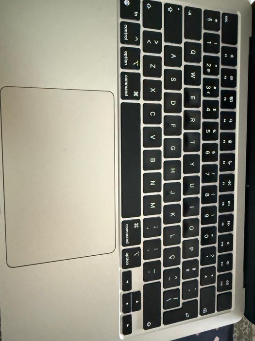 Macbook Air M3 semi novo e com garantia