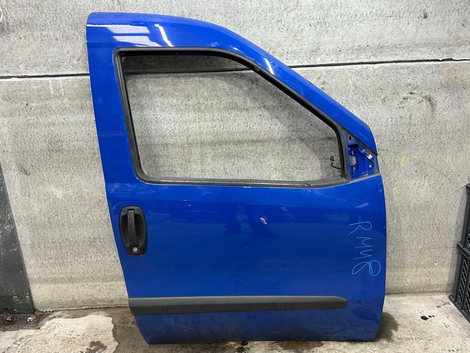 Porta frontal direita Fiat Doblo (2016)