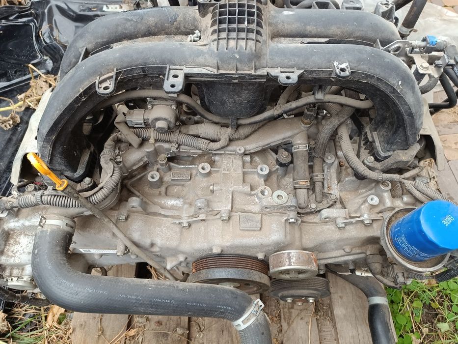 Мотор subaru forester 2.5 18-го року