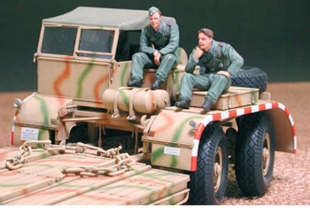 FAMO and Sd.Ah.116 model 1:35 Tamiya 35246