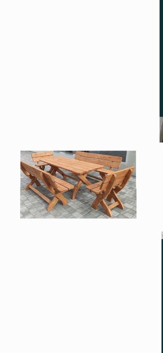 Stół ogrodowy drewniany