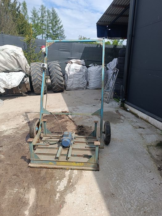 Forma wibracyjna do płyt jumbo